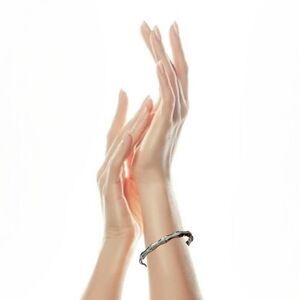 Bamboo Style Silver Tone Bracelet Hinged Clasp Sculptural Statement 7in